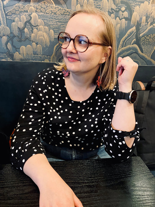 Kukassa, punainen – pienet korvakorut